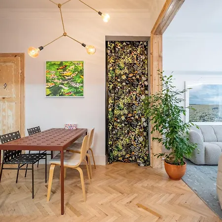 Calm& Homey 1 Bdrm Flat At Sofia's Old Centre 소피아