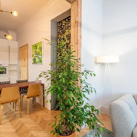 Calm& Homey 1 Bdrm Flat At Sofia's Old Centre Sofia