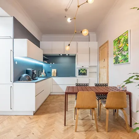 Calm& Homey 1 Bdrm Flat At Sofia's Old Centre Apartment Sofia