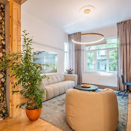 Calm& Homey 1 Bdrm Flat At Sofia's Old Centre * Sofia