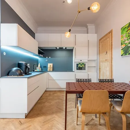 Calm& Homey 1 Bdrm Flat At Sofia's Old Centre *