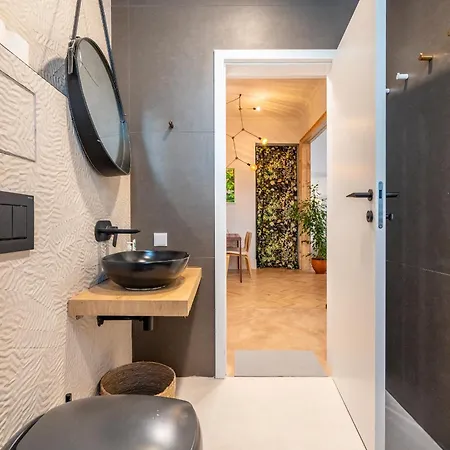 Calm& Homey 1 Bdrm Flat At Sofia's Old Centre *